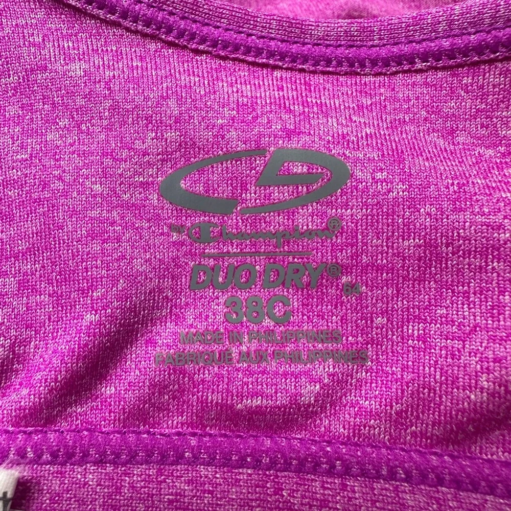Champions sport bra fusia 38C new